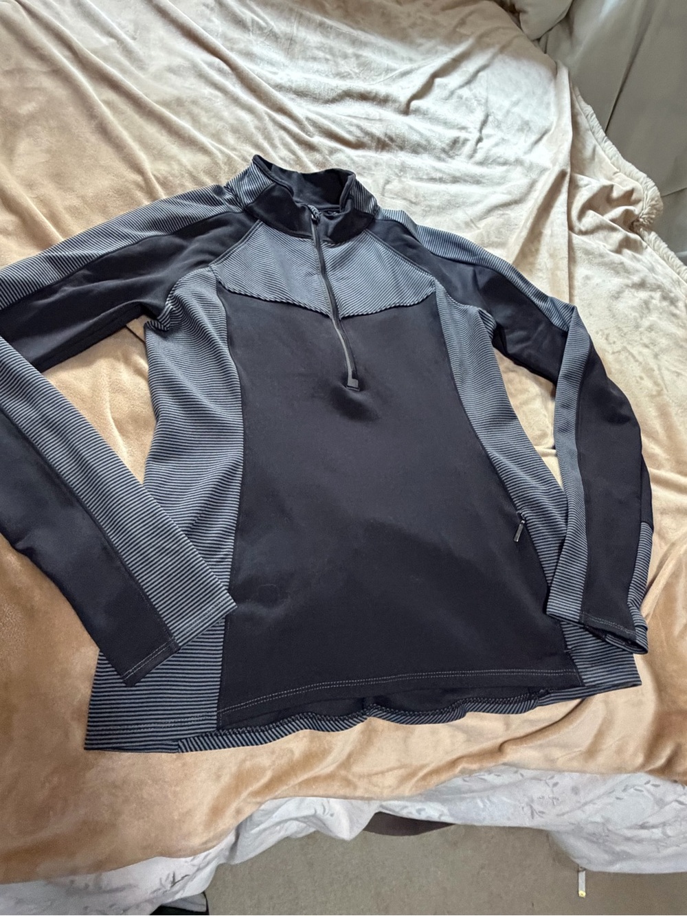 Athleta Black and Charcoal Quarter-Zip Performance Jacket Women’s Small